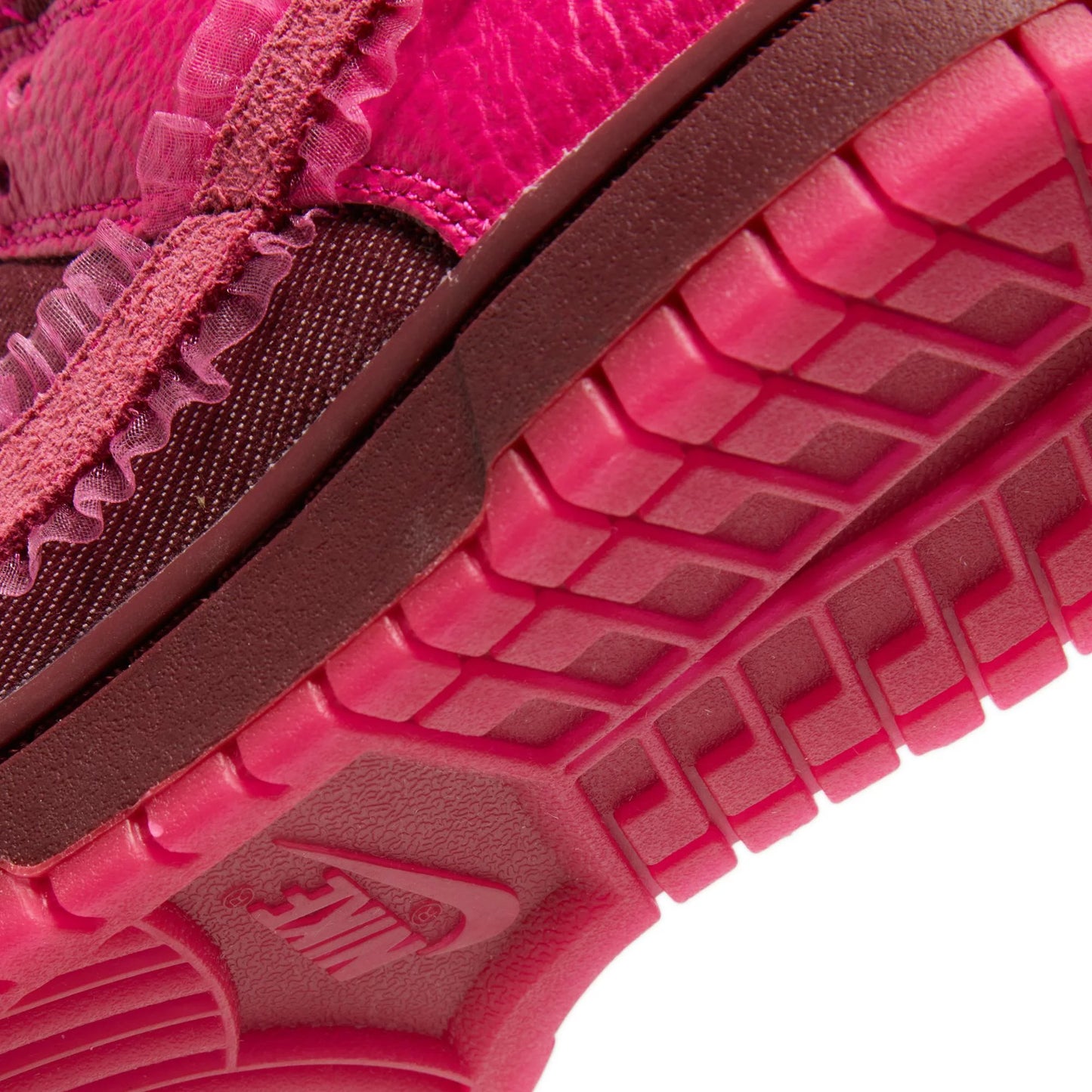 Nike Dunk Low Valentine's Day Nike