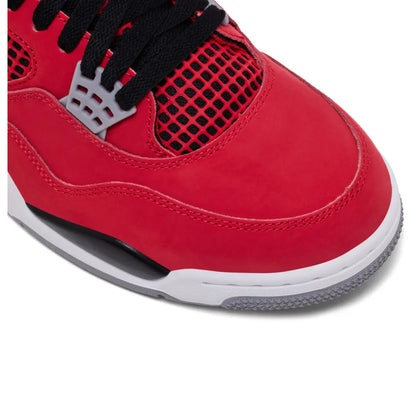 Air Jordan 4 Retro 'Toro Bravo' 2026