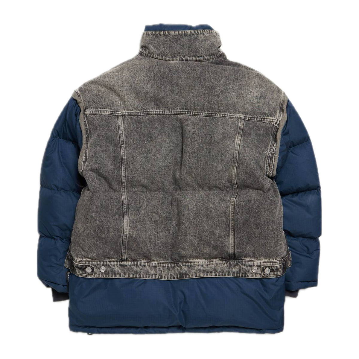 Balenciaga Pufferjacke mit Karomuster Schwarz