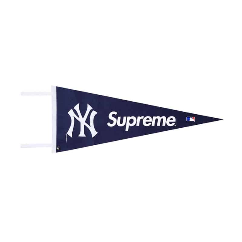 Supreme Yankees Pennant Navy Supreme