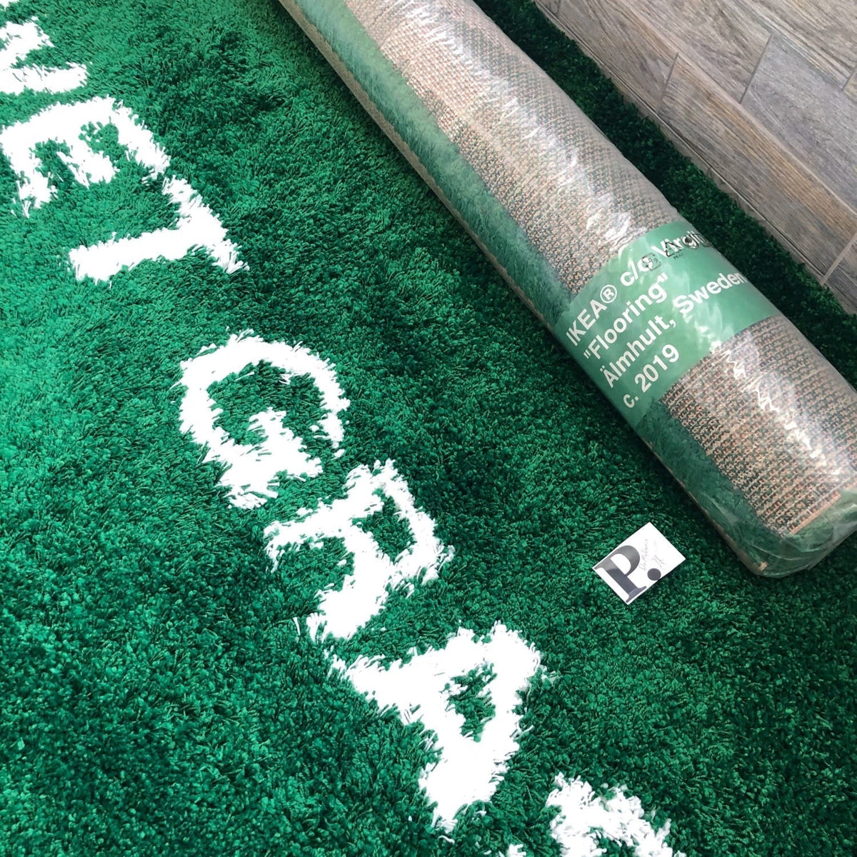 Virgil Abloh x IKEA MARKERAD Teppich „WET GRASS“, 195 x 132 cm, Grün